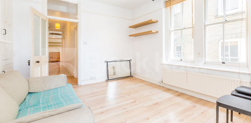 			2 Bedroom, 1 bath, 1 reception Flat			 Cathcart Hill, DARTMOUTH PARK